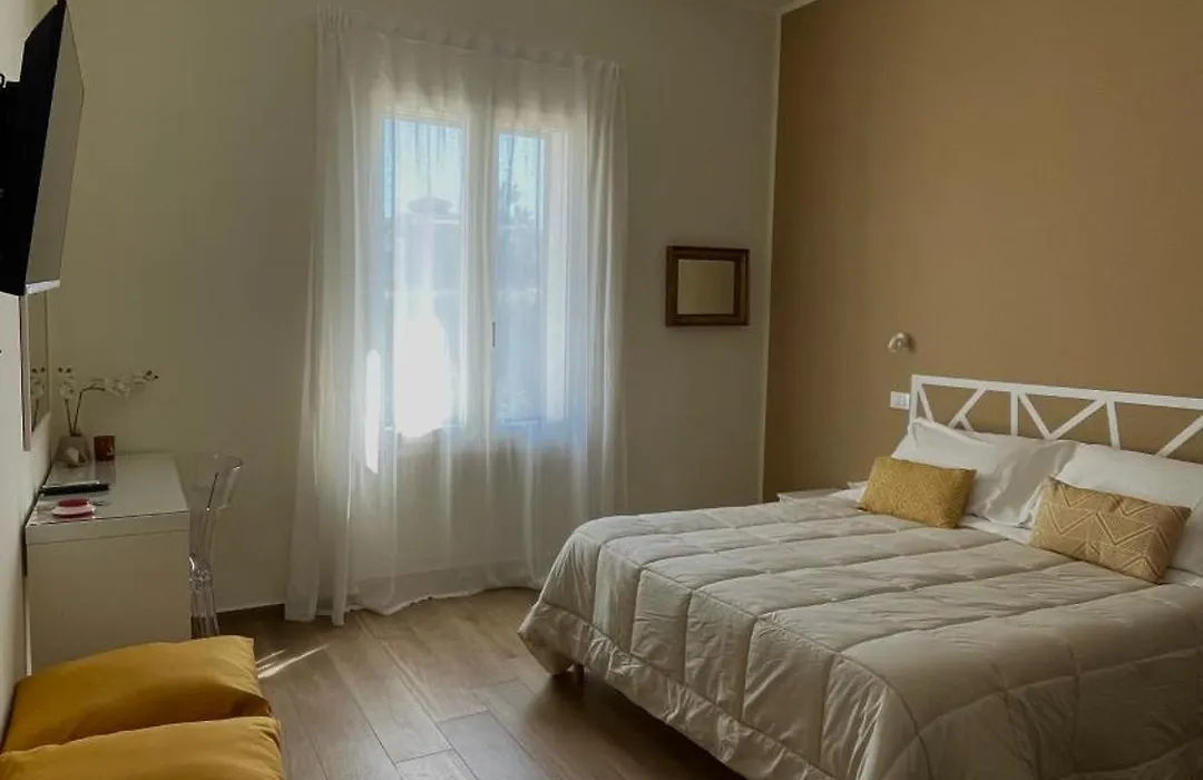 Alemar Bed & Breakfast-1